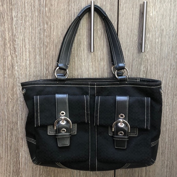 Coach Handbags - *Final Markdown* Coach purse